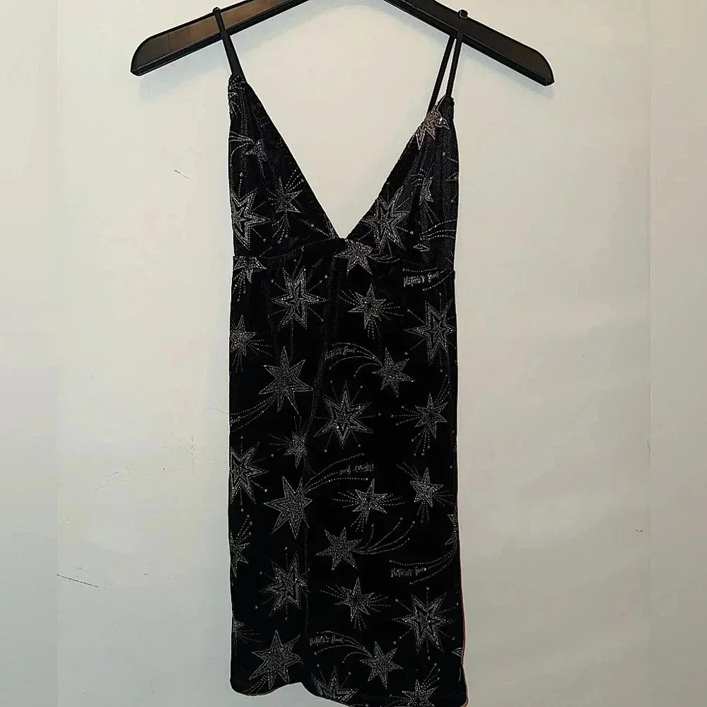 Vintage 1990s/2000s Victoria’s Secret Black Velvet Sparkle Slip Dress ⭐️